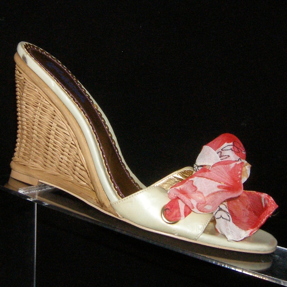 Hale Bob 'Darci' wicker cream weave wedges 8.5M